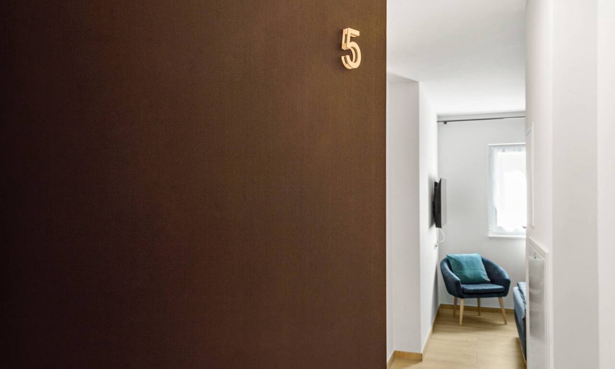 Parsberg Apartment | Studio Apartment '5' with Wi-Fi