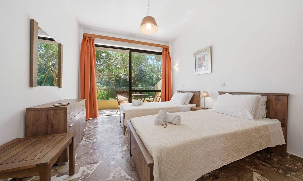 Melikia Apartment | Studio Apartment 'Alexandra Studio 7' with Private Balcony & Wi-Fi