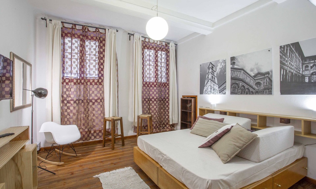 Santissima Annunziata Apartment | Studio Apartment at the Academy