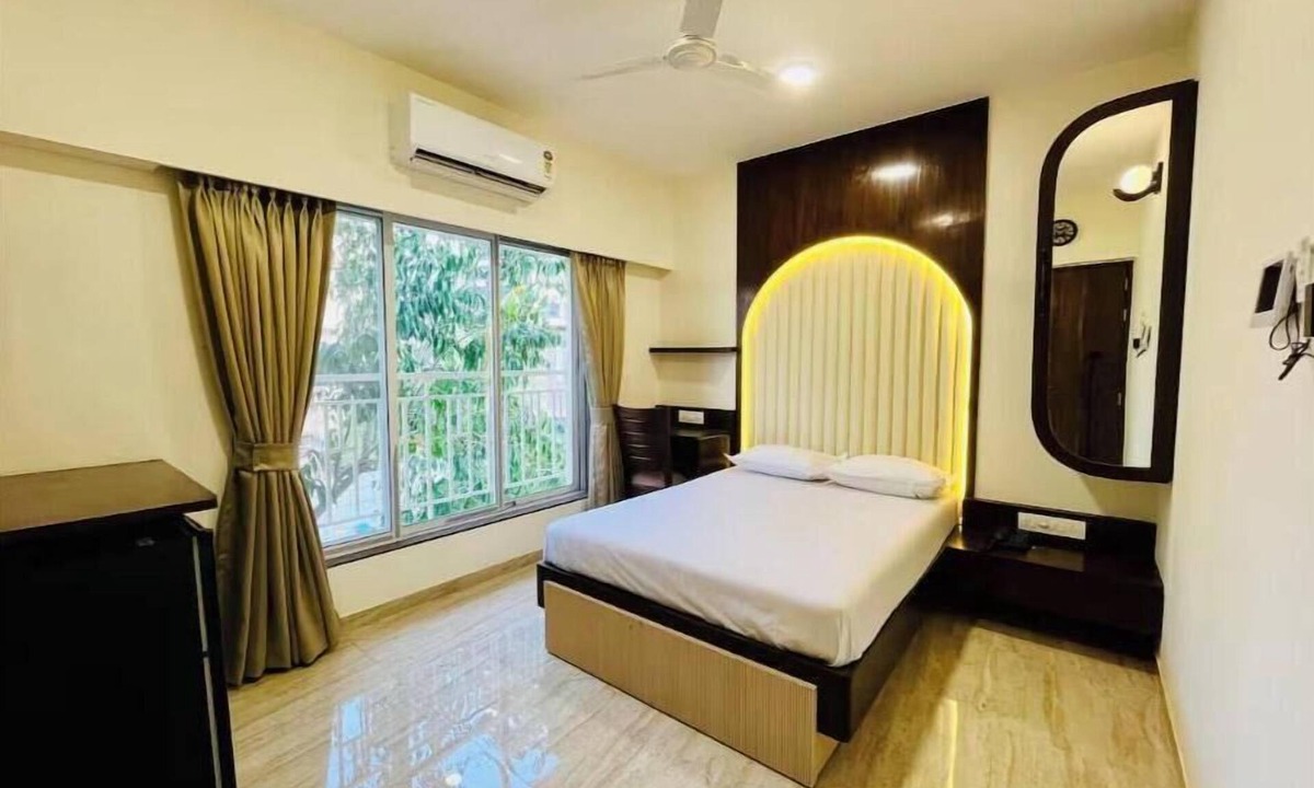 Kandivali East Apartment | Studio Apartment by THE BNB STAY - Malad West