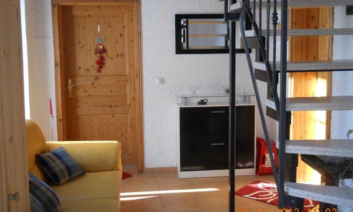 Lauenstein Apartment | Studio Apartment 'Doppelzimmer Schloss Lauenstein' with Shared Terrace and Wi-Fi