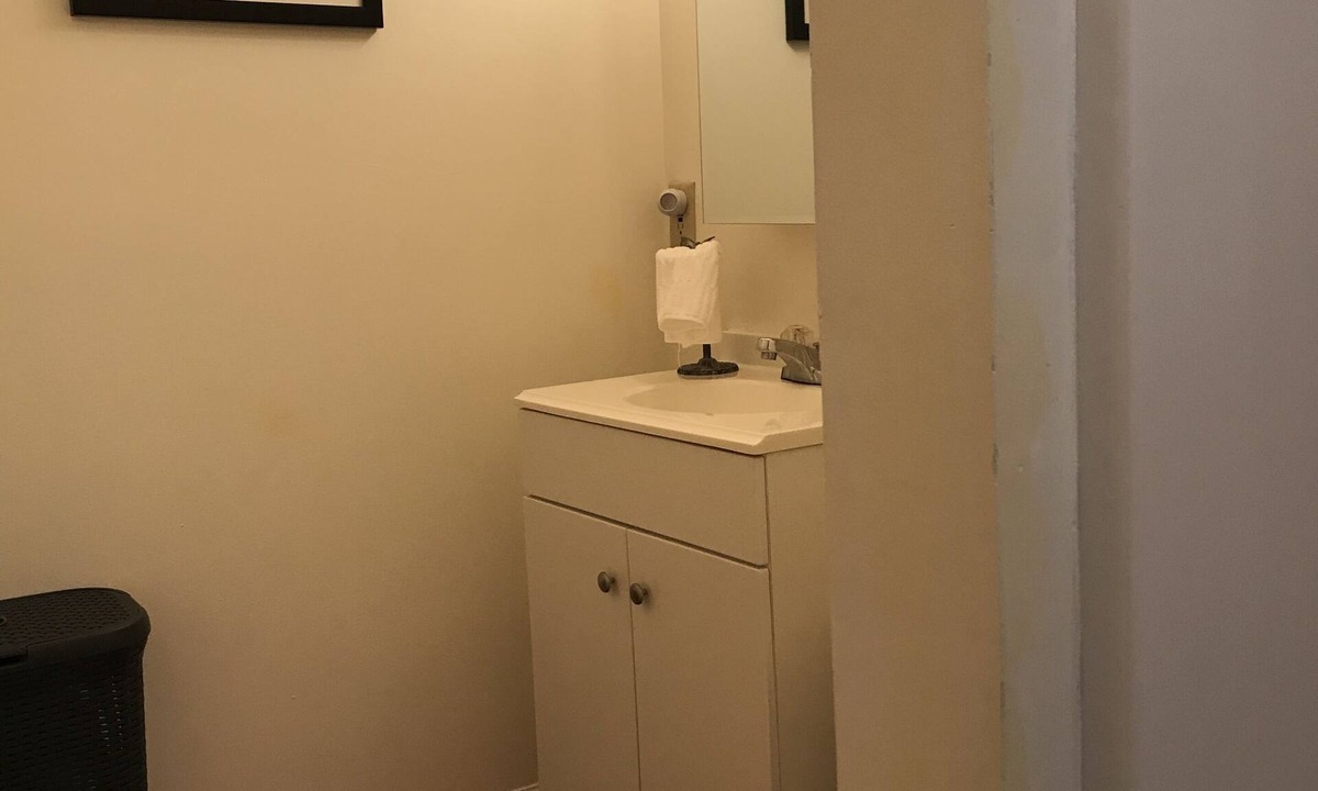 Silver Creek Apartment | Studio apartment in the Country-private entrance-long term