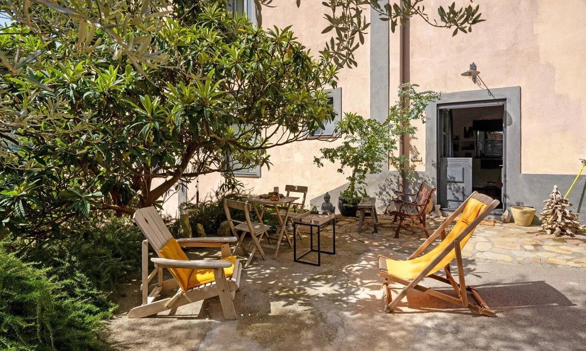 Schiazzano Apartment | Studio Apartment 'Il Vecchio Forno' with Mountain View, Private Terrace and Wi-Fi