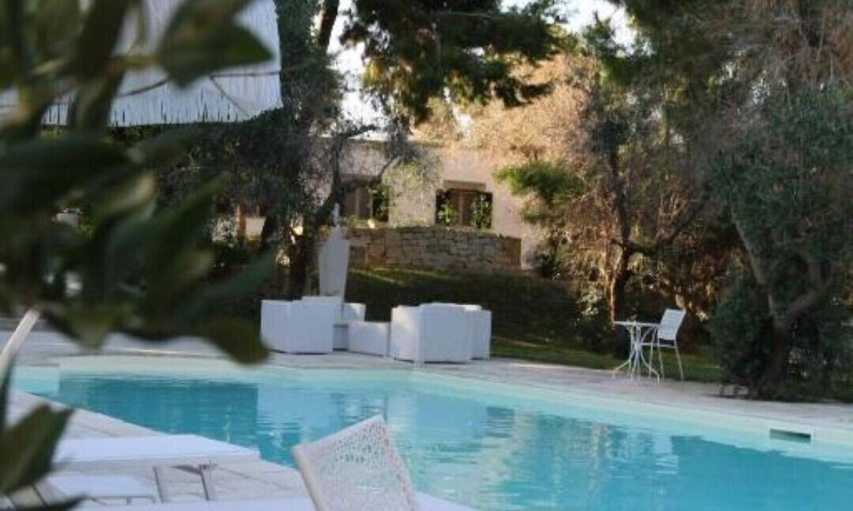 Cursi Apartment | Studio apartment large room with double bed and bunk bed sofa,