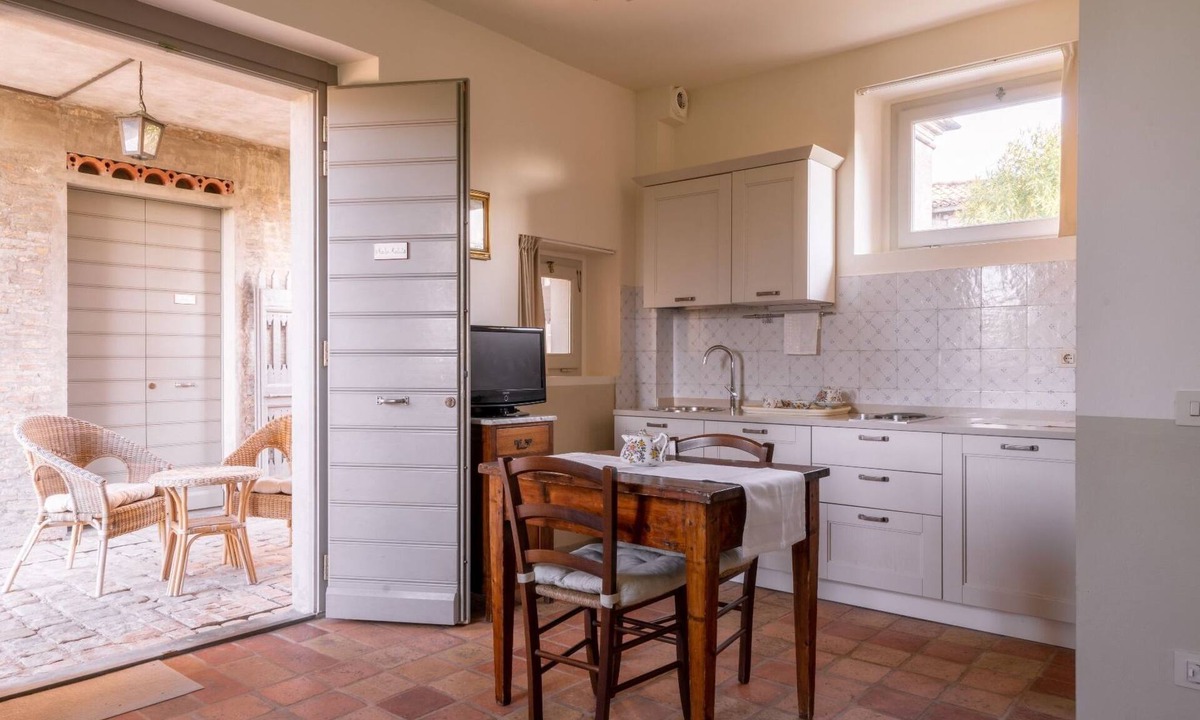 Santa Veneranda Apartment | Studio-Apartment mit Garten, Grill, Pool und Aussicht by Interhome