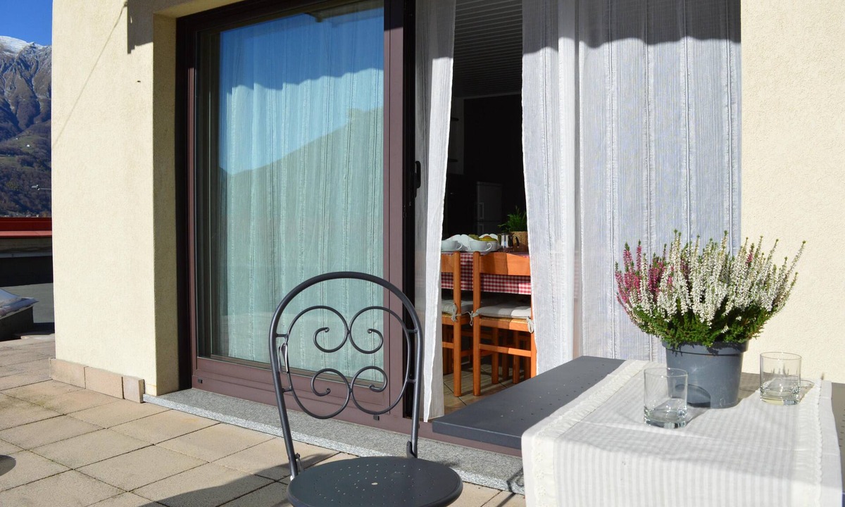 Cremeno Apartment | Studio Apartment with panoramic view 27, second floor