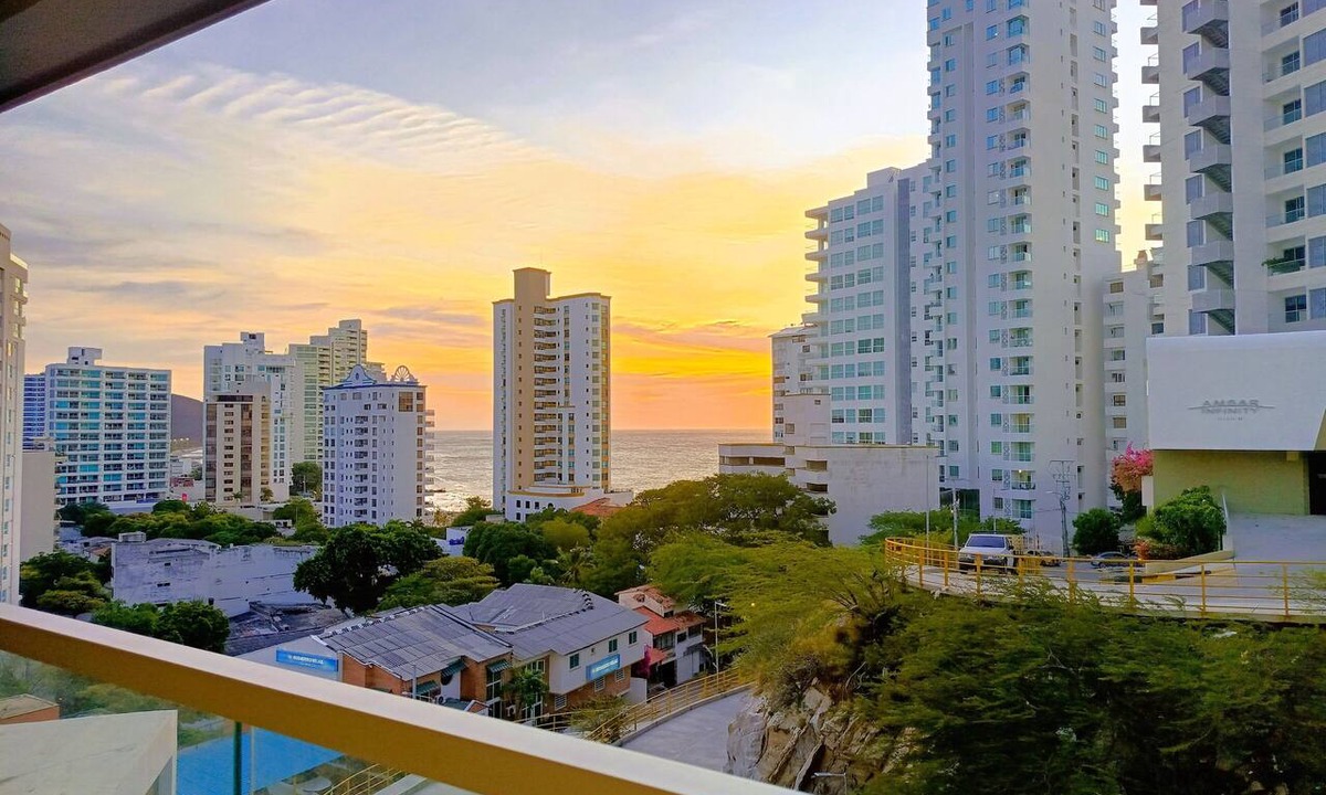 El Rodadero Apartment | Studio Apartment with Seaviews - Ambar Roca SM85