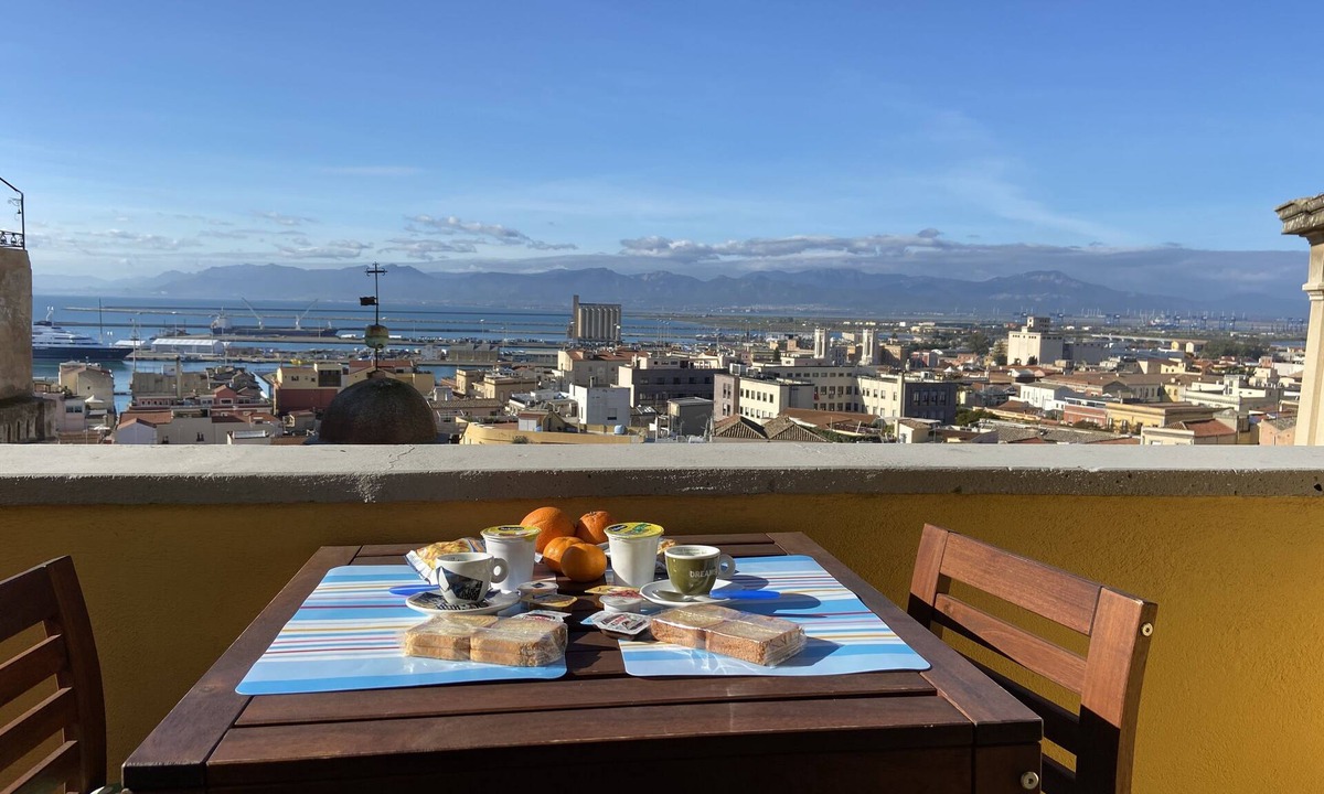 Historic Castle District Bed & Breakfast | Studio Apartments Centro Storico Via Manno