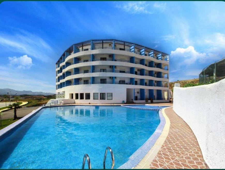 Cabo Negro Apartment | studio avec piscine et wifi à cabonegro