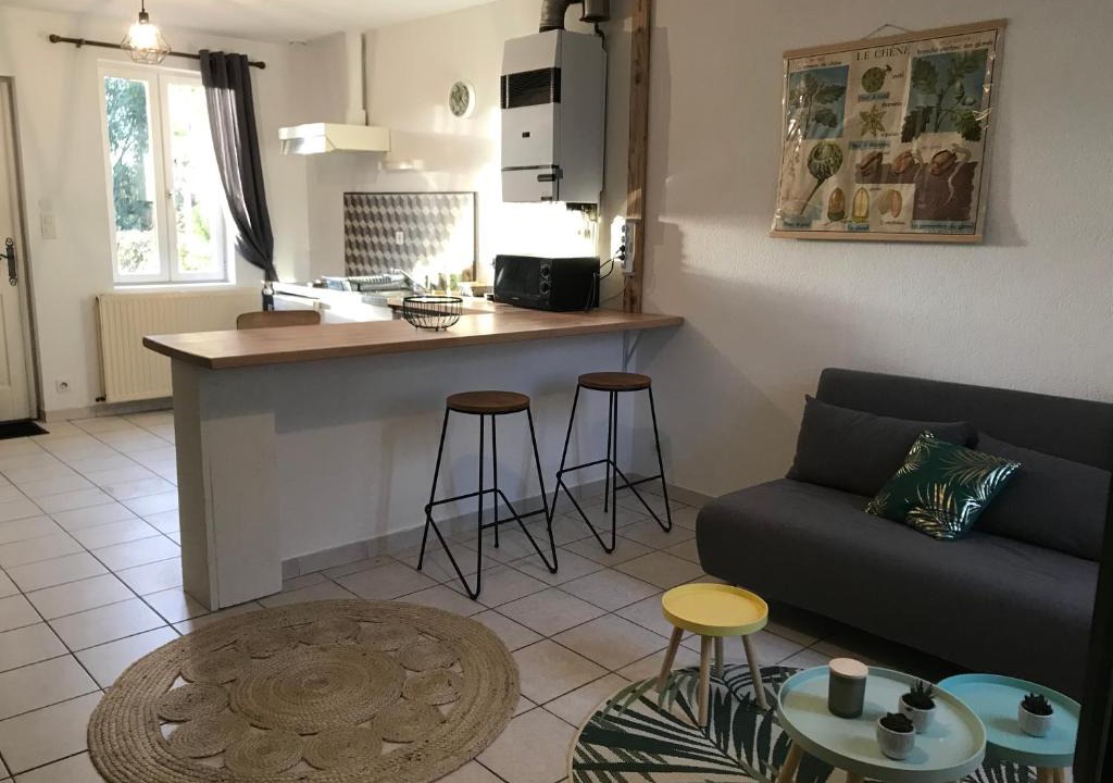 Yzeure Apartment | studio avec place de parking