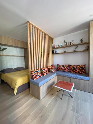Nontron Apartment | Studio avec terrasse privé