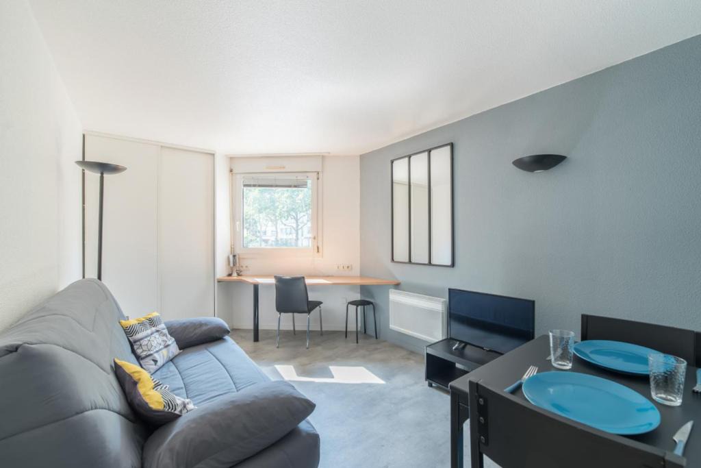 Villette Gare Apartment | Studio Baraban - Welkeys