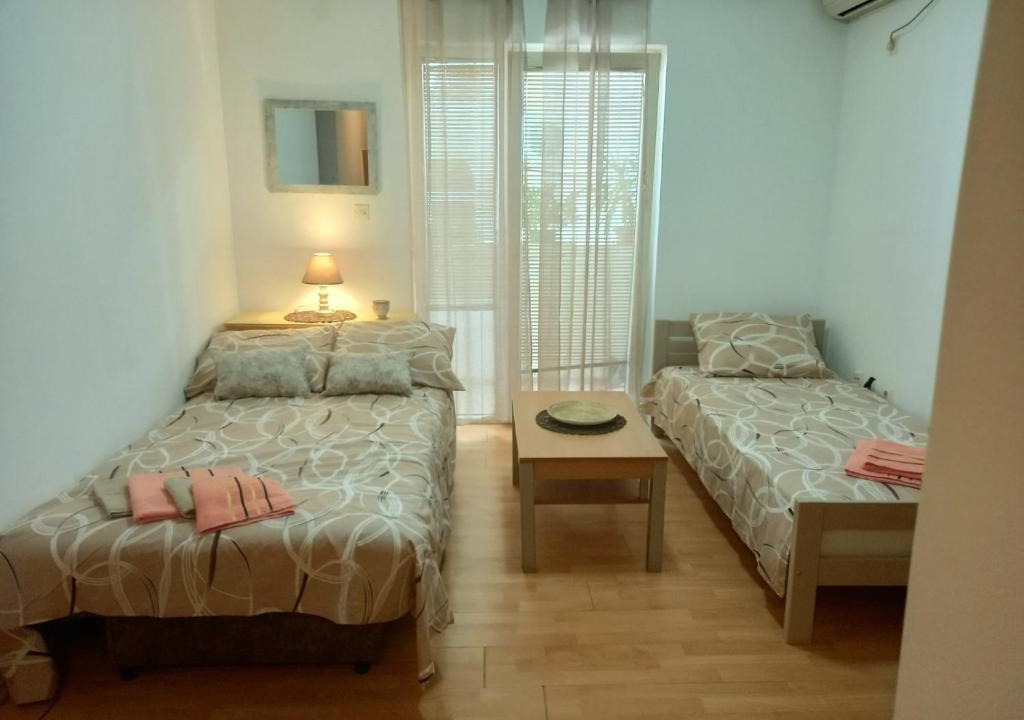 Velji Vinogradi Apartment | Studio Budva Center