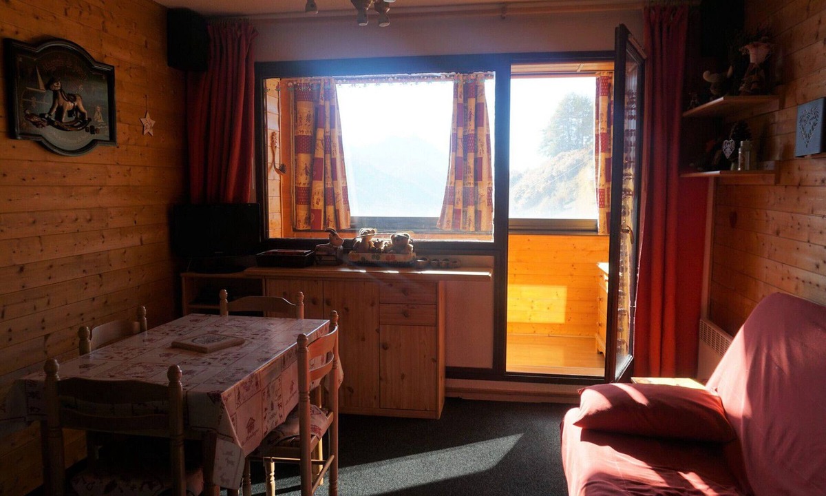 Orcieres-Merlette Apartment | Studio cabin for 4 with view, near ski lift