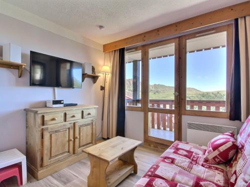 Belle Plagne Apartment | Studio cabine 4 pers, balcon, proche pistes - FR-1-455-163