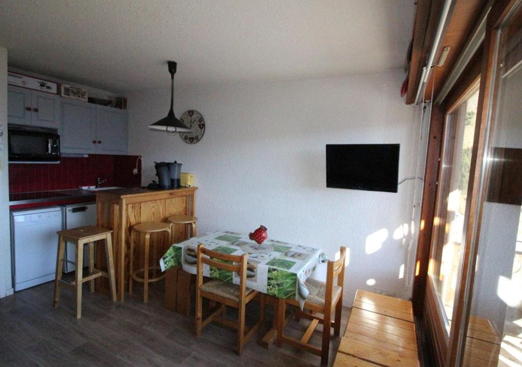 Auris Apartment | Studio cabine 4 pers au pied des pistes avec parking gratuit - Auris en Oisans - FR-1-297-151