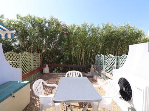 Le Grau-Du-Roi Apartment | Studio Cabine avec terrasse ensoleillée, piscines, parking privé, à 500m de la plage - FR-1-307-133
