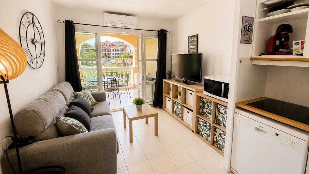 Cap Esterel Apartment | Studio cabine Cap Estérel Holiday Village