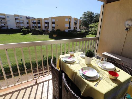 Le Grau-Du-Roi Apartment | Studio cabine climatisé, proche plage, parfait pour 4 pers. - FR-1-307-123