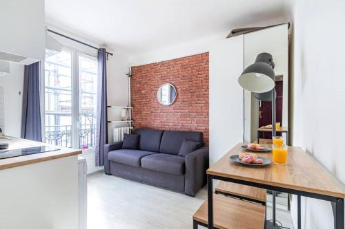 Combat Apartment | Studio central Parc des Buttes-Chaumont - II