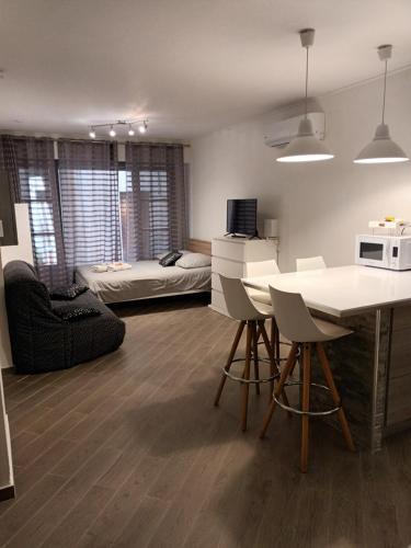 Castellane Apartment | Studio Centre ville Castellane