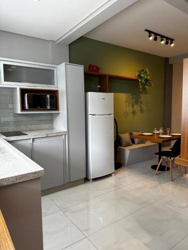Regiao Urbana Homogenea X Apartment | Studio com Garagem, Térreo com Acesso privativo e WIFI, a 5 Minutos do Centro
