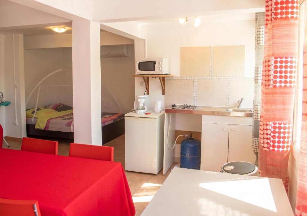 La Colline Apartment | Studio confortable avec vue sur la mer à Schoelcher (20 m²)