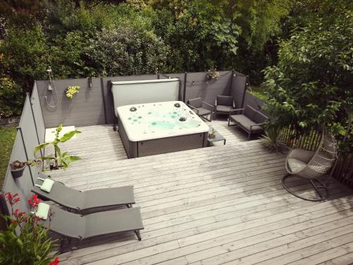 Rouffiac-Tolosan House | Studio cosy - jacuzzi et petit-déjeuner inclus