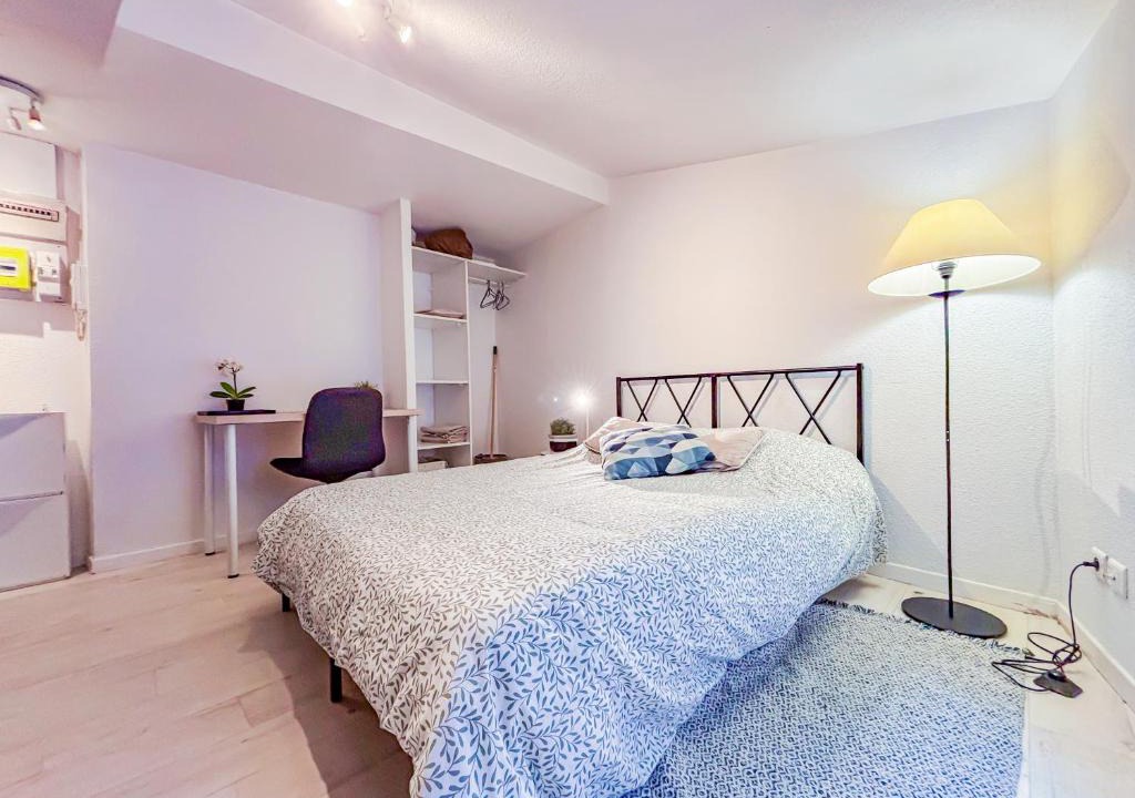Clermont Ferrand City Centre Apartment | Studio cosy sous les toits en plein centre-ville