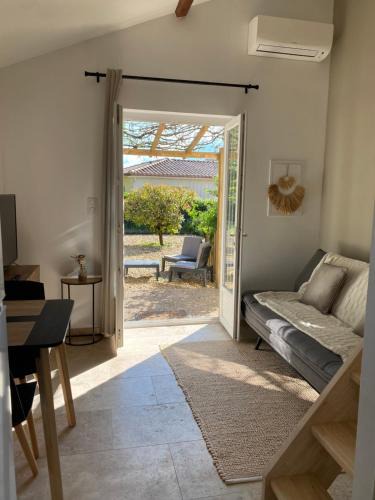 Ales Apartment | Studio dans les pins