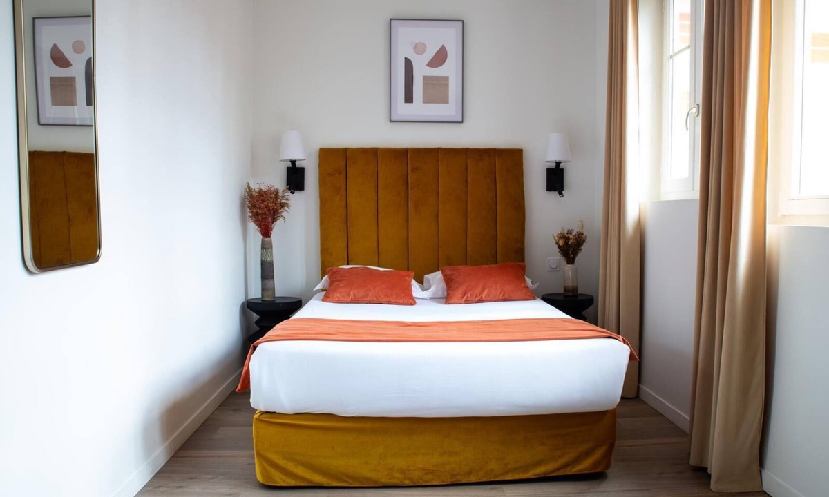 Levallois-Perret Apartment | Studio Deluxe apartment with WiFi, AC in wonderful Levallois-Perret