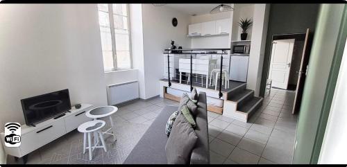 Paroisse Notre-Dame Apartment | STUDIO Dole Grevy deux étoiles,