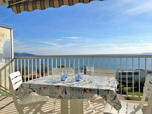 Le Lavandou Apartment | Studio face mer avec parking privé - Le Lavandou - FR-1-251-252
