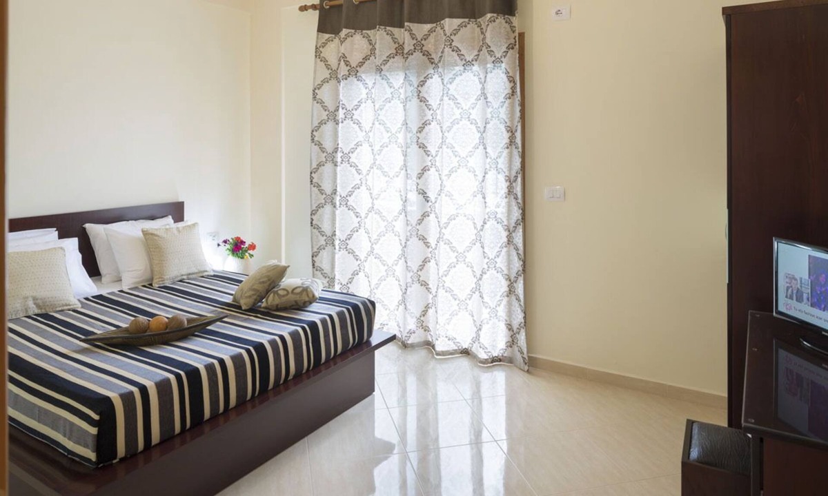 Sarande House | Studio Flat