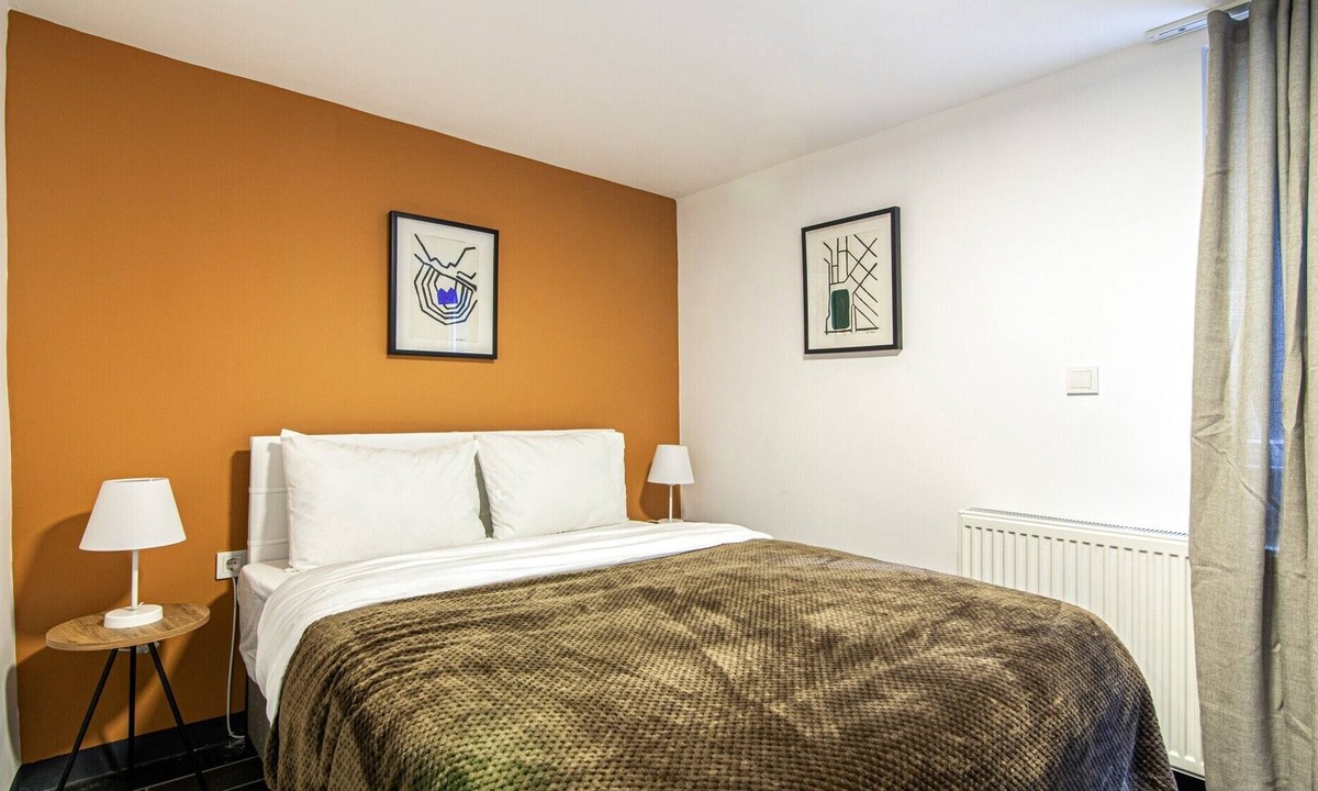 Istanbul City Center Apartment | Studio Flat Backyard 6 min to Goldenhorn in Balat