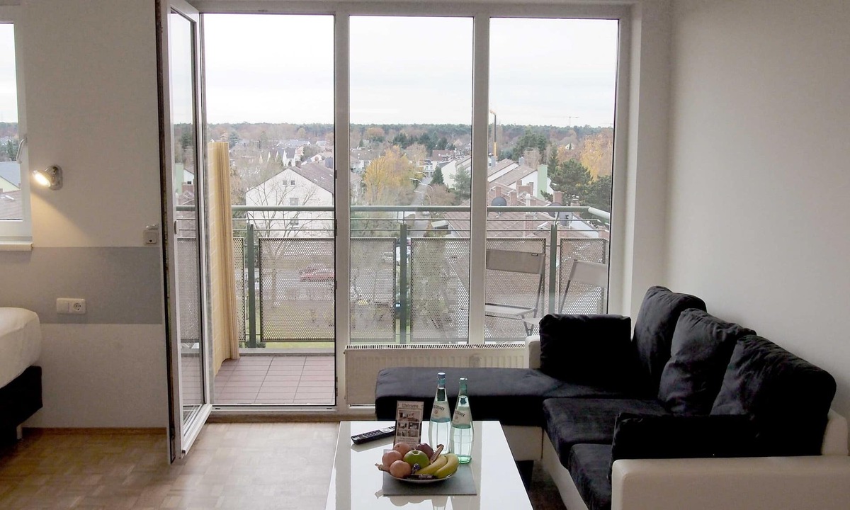 Neu-Isenburg Apartment | ★ Studio flat centrally located at the Isenburg centre