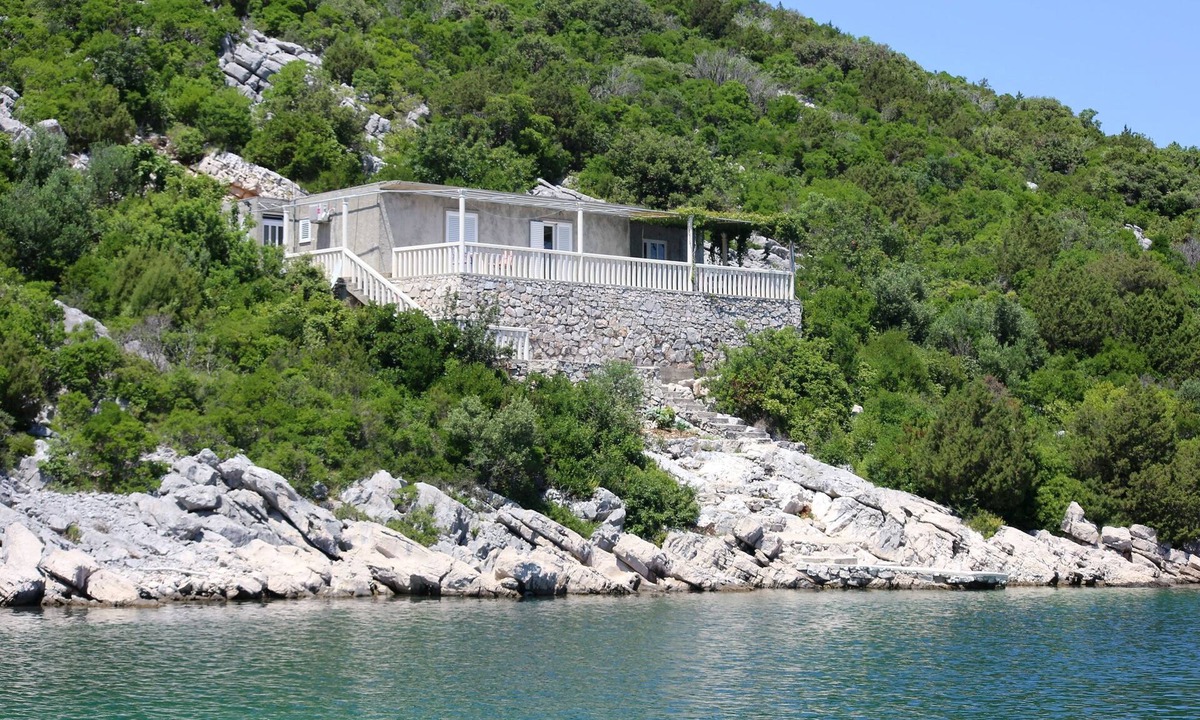 Putnikovic Apartment | Studio flat near beach Kabli, Pelješac (AS-10221-a)