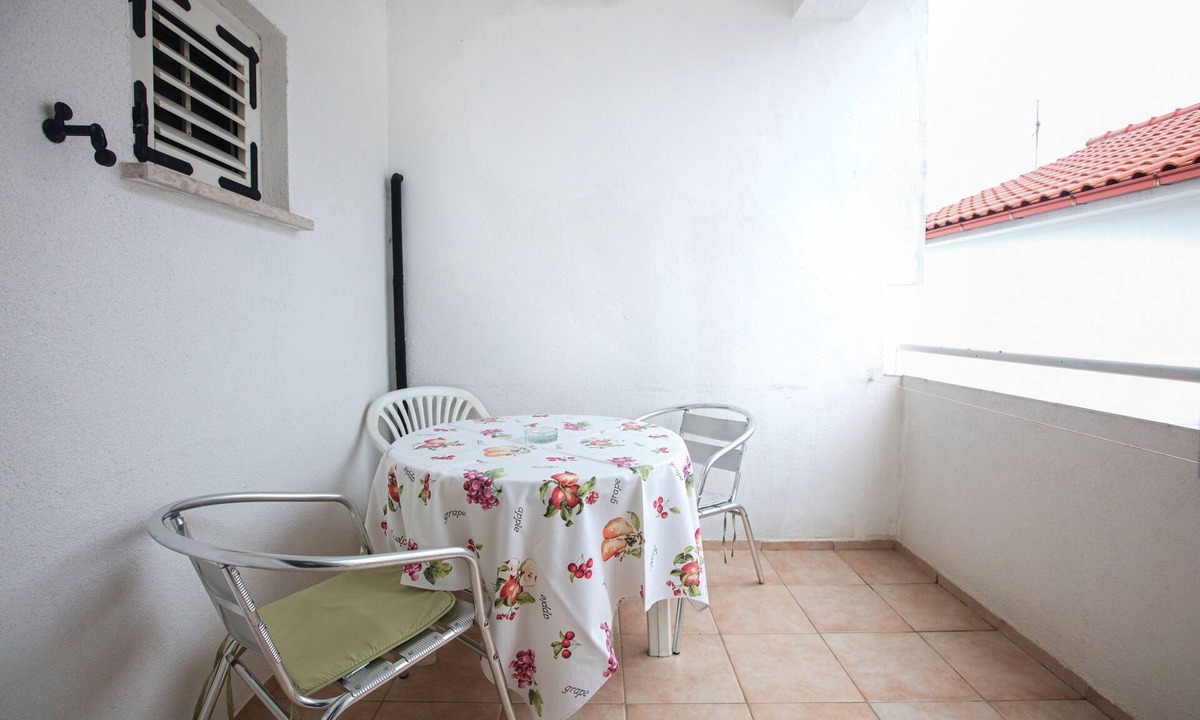 Pirovac Apartment | Studio flat with terrace Pirovac, Šibenik (AS-15320-c)