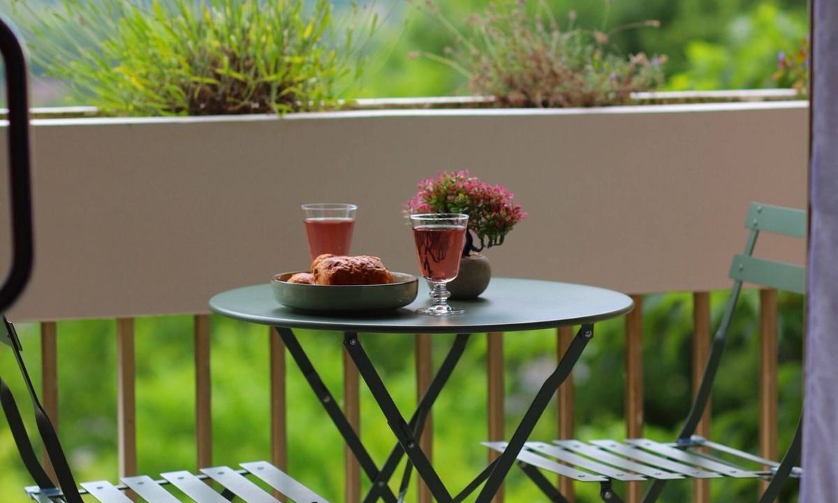 Montrichard Apartment | Studio with balcony and view - Near BEAUVAL Zoo and castles