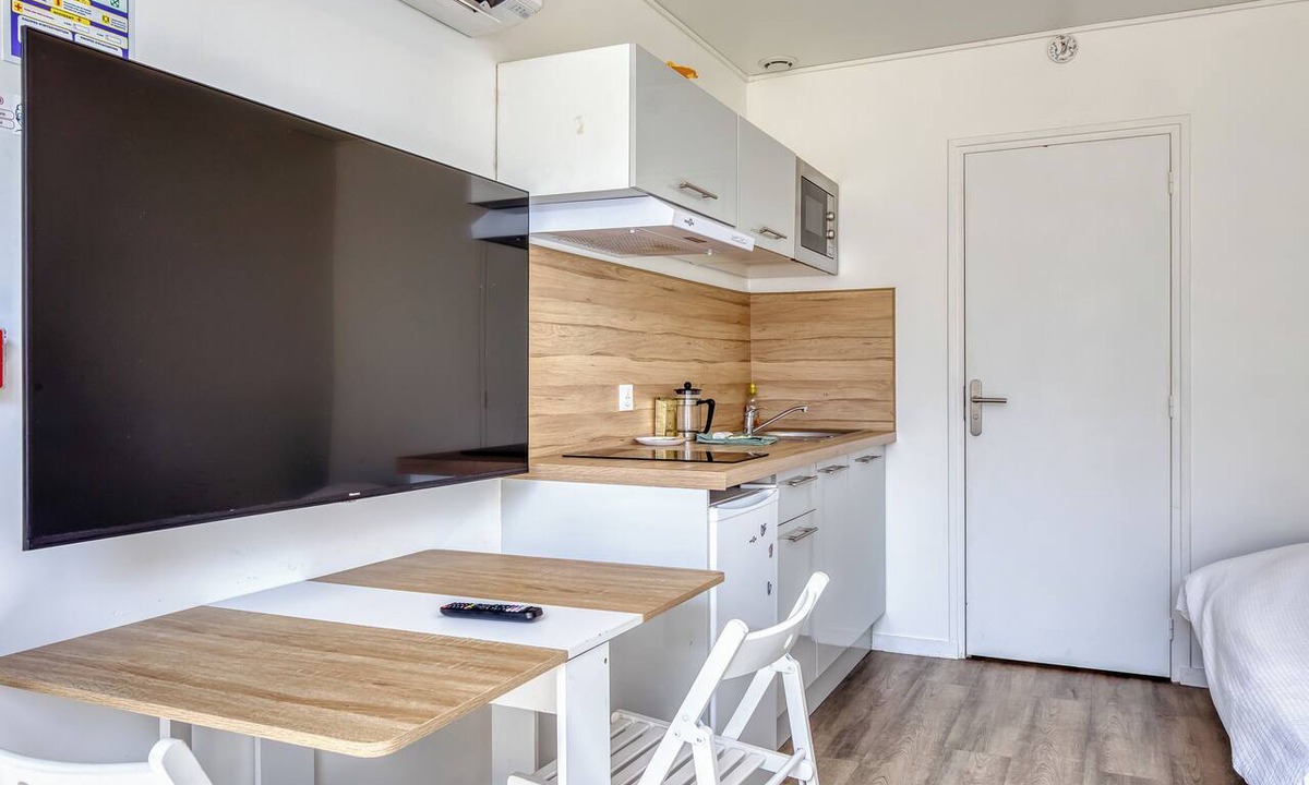 Saint-Etienne-du-Rouvray Apartment | Studio 1 – Wi-Fi et parking inclus