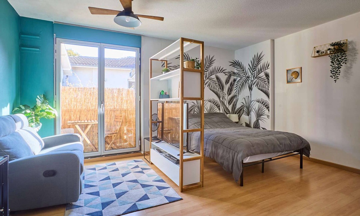 Barbotan-les-Thermes Apartment | Studio in Barbotan-les-Thermes, Wi-Fi, Pets Allowed