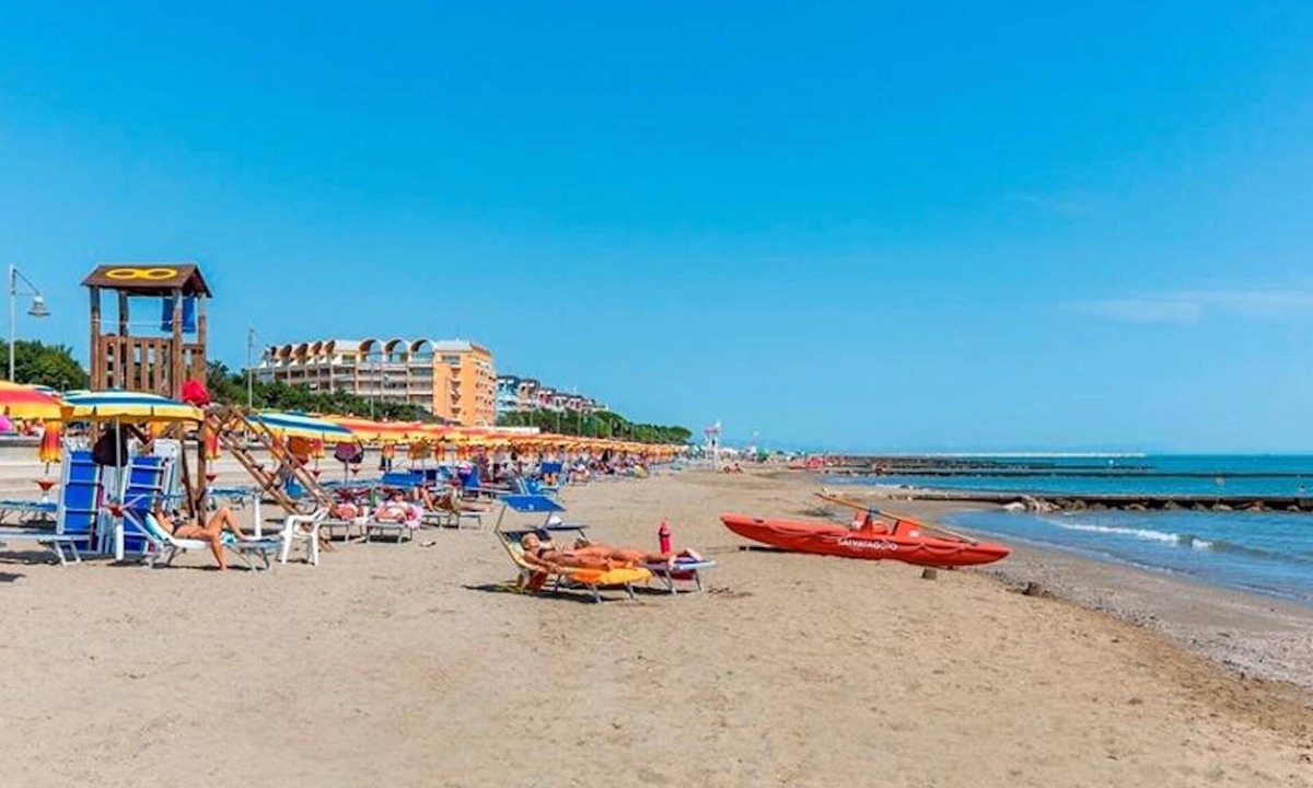 Porto Santa Margherita Apartment | Studio for 4 people with terrace-Beahost Rentals