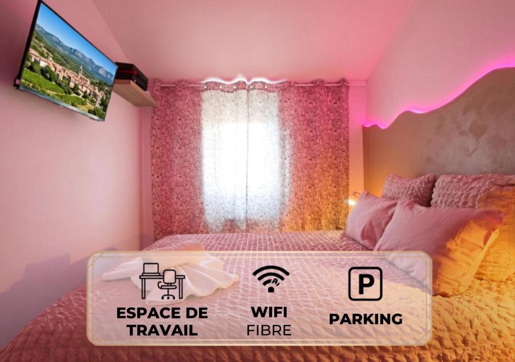Auriol Apartment | Studio La Vague - Idéal Couple en Escapade Provence Hors Foules - Marché Samedi à Pied - Bois de la Lare 6km - CENTRE VILLE Auriol - Marseille 27km - Aubagne 11km - WIFI HD - Climatisation