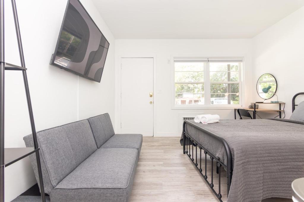 Idlewyld Apartment | Studio Las Olas - Fort Lauderdale - 5 minutes walk to beach