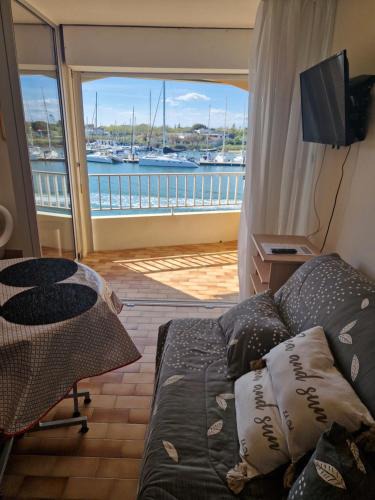Cap d'Agde Apartment | Studio les pieds dans l'eau