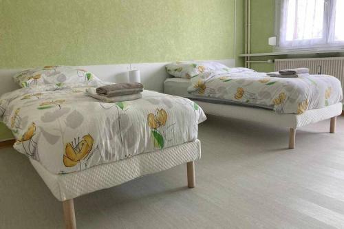 Saint-Louis Apartment | Studio Lora RM 1184L