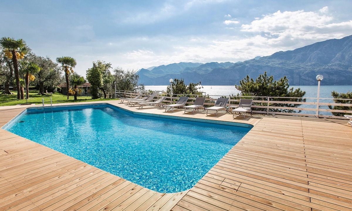 Campagnola Apartment | Studio mit Seeblick, BBQ und Gemeinschaftspool by Interhome