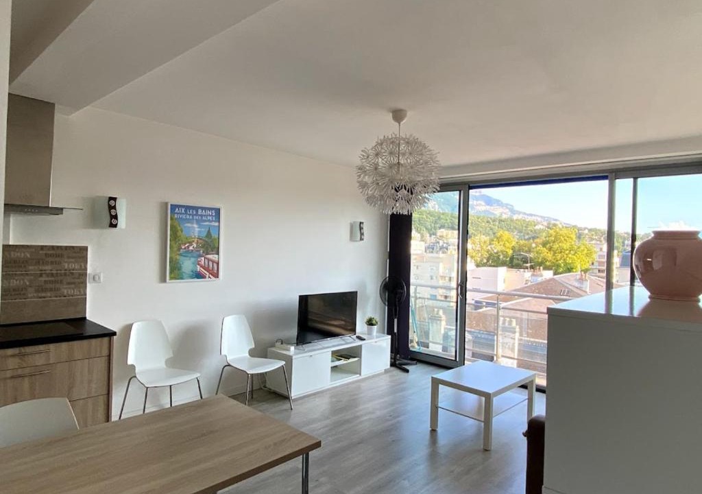 Aix-les-Bains City Center Apartment | Studio moderne et lumineux centre ville Aix les Bains