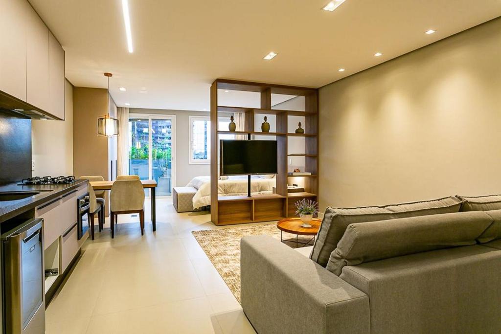 Centro Apartment | Studio moderno em condomínio com infraestrutura de clube CA13I