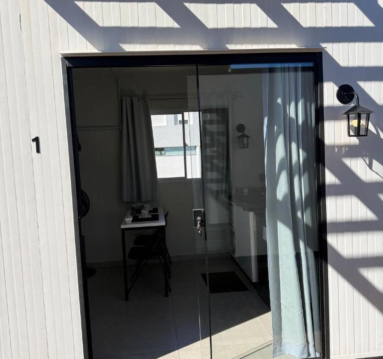 Saco Grande Apartment | Studio Moderno Prático e Bem Equipado